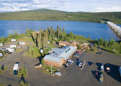 Yukon Motel Lakeshore Resort